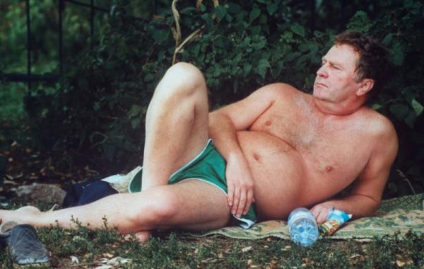 политики на пляже купальные костюмы политиков