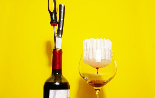 как открыть вино без штопора, как быстро охладить бутылку, лайфхаки для любителей вина