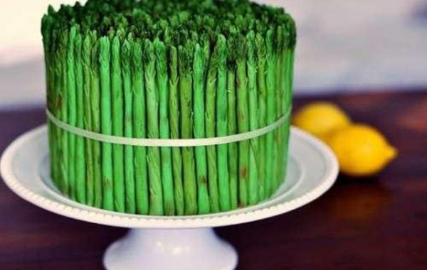 Сочная красота с сюрпризом, торт. спаржа