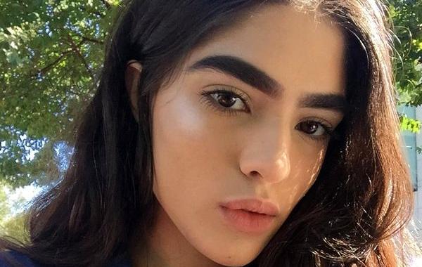 Над бровями этой девушки смеялись все, Наталья Кастеллар, Natalia Castellar