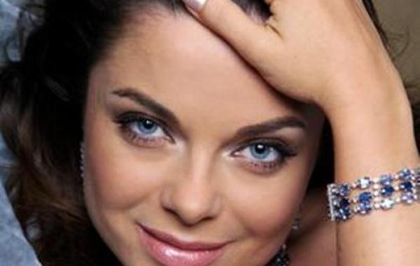 Наташа королёва лысая