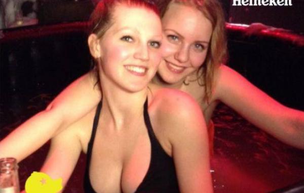 "Hot tub movie club" - киноклуб с джакузи в Амстердаме