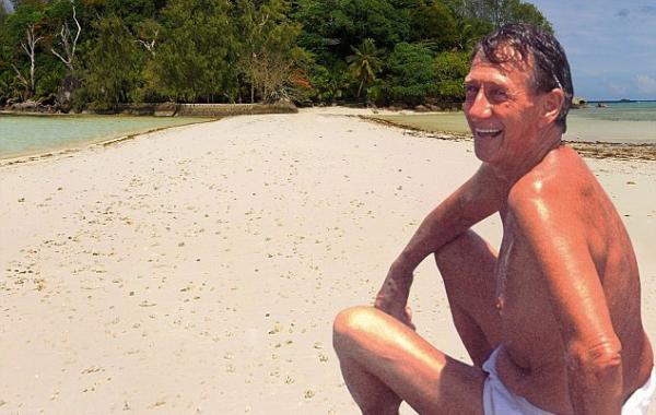 сейшельские острова, Брендон Гримшоу Brendon Grimshaw, Moyenne Island