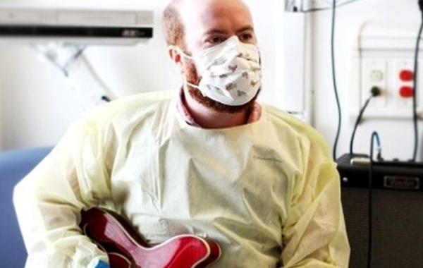 Брайан Шрек, записал сердцебиение мальчика перед смертью, музыка сердцебиение