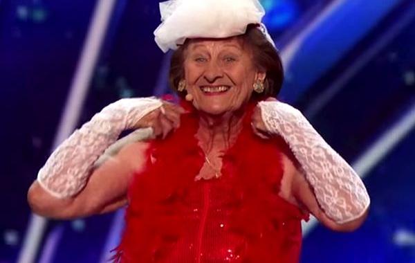 Дороти Уильямс, Dorothy Williams, 90-летняя исполнила стриптиз на шоу талантов, 90-летняя бабушка стриптиз America's Got Talent