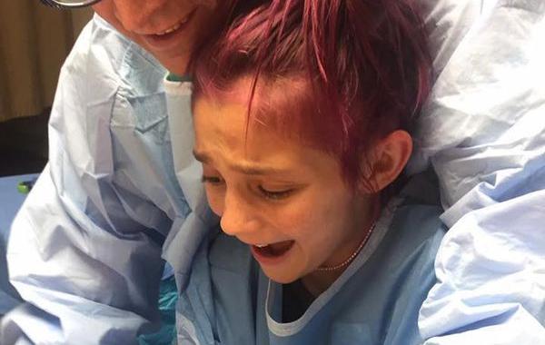 12-летняя девочка приняла роды, девочка помогла родиться брату, девочка присутствовала при родах