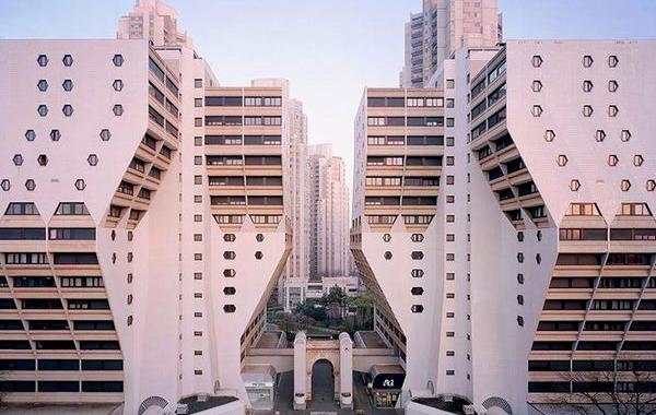 забытые микрорайоны Парижа, футуристичные районы Парижа, забытые жилые комплексы Парижа, модернистские районы Парижа