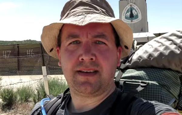 Энди Дэвидхэйзи, Andy Davidhazy, как менялось лицо путешественника, лицо путешественника во время путешествия, делал селфи через каждую милю