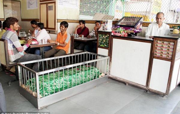 индийский ресторан на кладбище, Lucky Restaurant