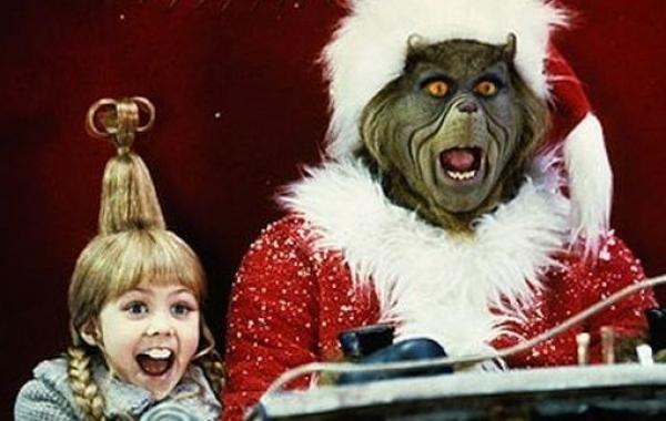 Тейлор Момсен тогда и сейчас, как сейчас выглядит Тейлор Момсен, Тейлор Момсен из Гринча