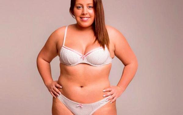 женщина попросила сделать её красивой, женщина фотошоп сделать красивой, женщина фотошоп из 18 стран красивой