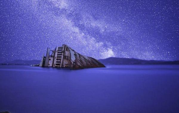 корабли севшие на мель, заброшенные корабли