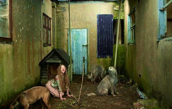 истории детей выросших в диких условиях, дикие дети, Feral Children, Джулия Фуллертон-Баттен, Julia Fullerton-Batten