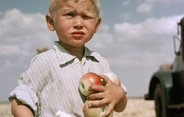 Советская эпоха в легендарных фотографиях Юрия Абрамочкина