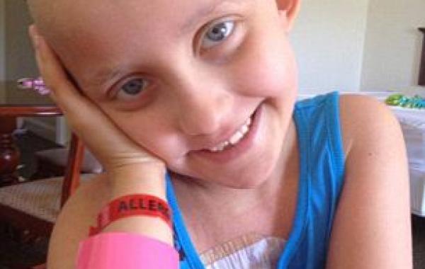 10 000 человек исполнили последнее желание умирающей Дилэйни Браун, Delaney Brown