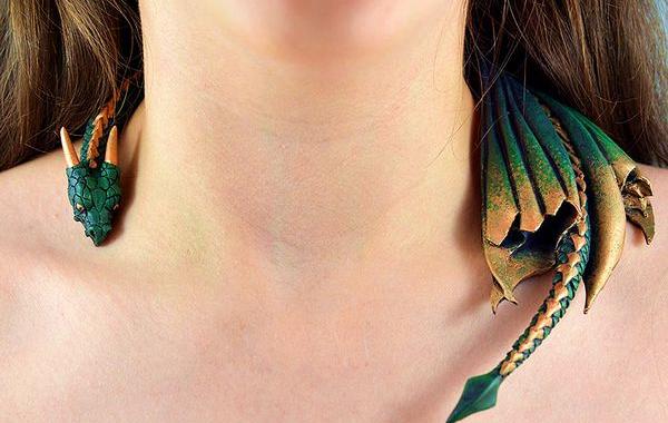 украшения в виде драконов, украшения мать драконов, Aelia Petro