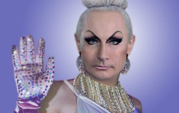 Всемирно известные политики в образах травести-див