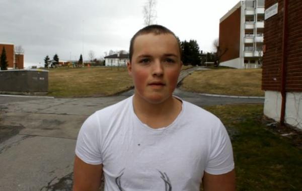 Подросток сделал татуировку в виде чека из Макдональдс, Stian Ytterdahl McDonald's