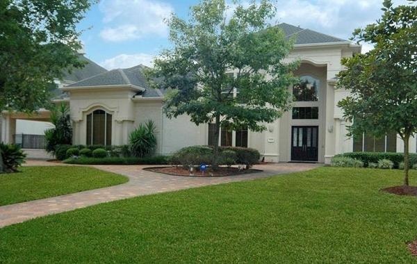 дом за миллион долларов, жильё за одни и те же деньги