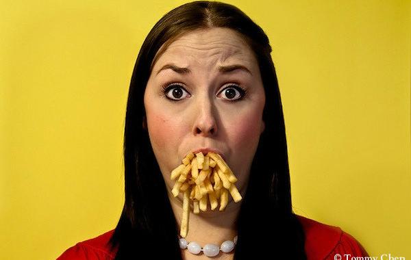 Необычные традиции и особенности застольного этикета разных стран