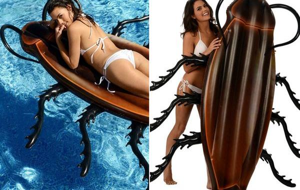 Надувной матрас в виде гигантского таракана, таракан надувной