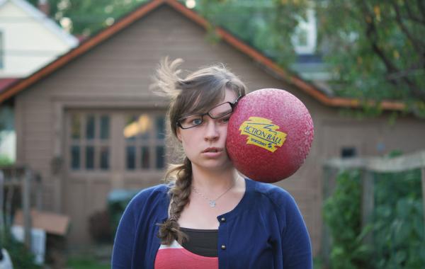 "Разные вещи, брошенные мне в голову" от Кайи Строманис