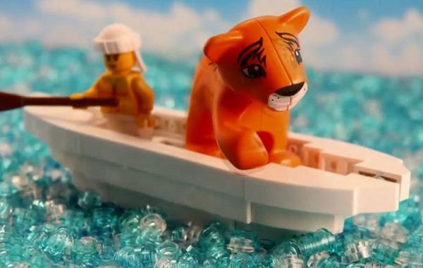 сцены голливудских блокбастеров из Lego, сцены знаменитых фильмов из Лего, Морган Спенс, Morgan Spence