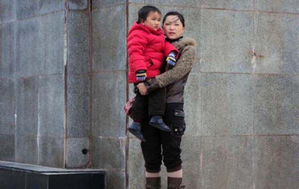 Трогательный и по-настоящему сильный поступок мальчика больного раком для своей мамы