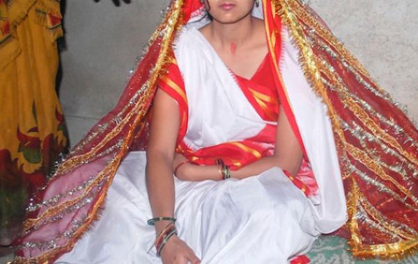 Самая странная свадьба в мире, устроенная ради снятия проклятия