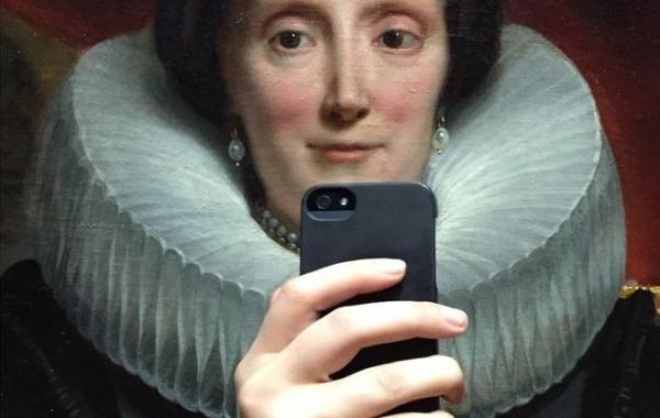 музей селфи, портреты делают селфи, классические картины делают селфи, Оливия Муус, Olivia Muus