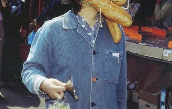 странные люди. странные поступки. человеческая глупость