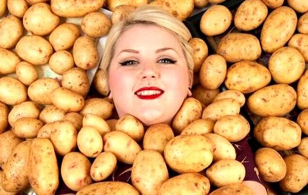 как быстро почистить ведро картошки, Как почистить ведро картошки за одну минуту, Быстрый способ почистить картошку