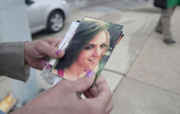 Криста Маккенна - бывшая модель Плэйбоя, которая теперь живет на улице