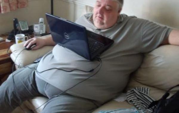 Мужчина похудел на 122 кг, после того как его стала дразнить жена