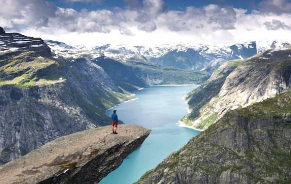 Язык тролля - удивительное место на краю света