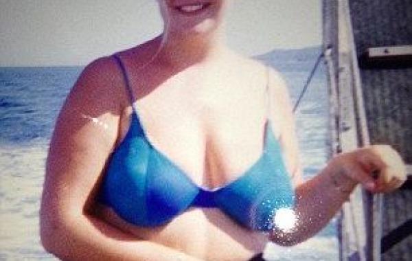 Женщина похудела на 67,5 кг, чтобы выбраться из тени своей сестры гламурной модели