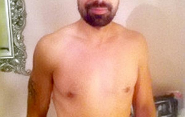 Бывший спортсмен с разрушительной болезнью кишечника смог стать фитнес-моделью