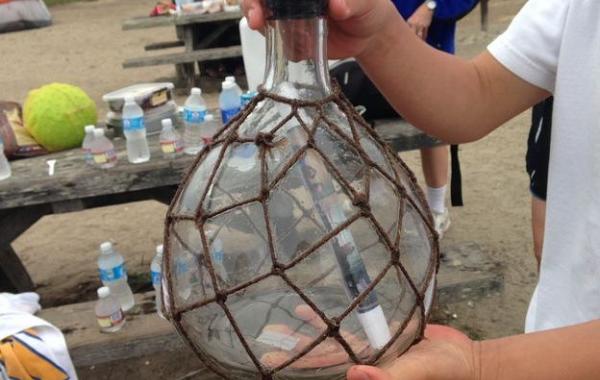 Реальная история трогательного послания, найденного в бутылке