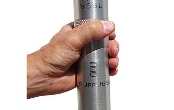 Полный набор для выживания, помещающийся в небольшой трубке