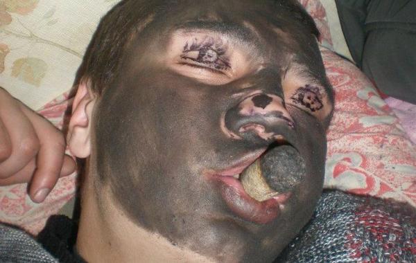 Пати хард по-русски или самый жесткий прикол над перебравшим алкоголя гостем