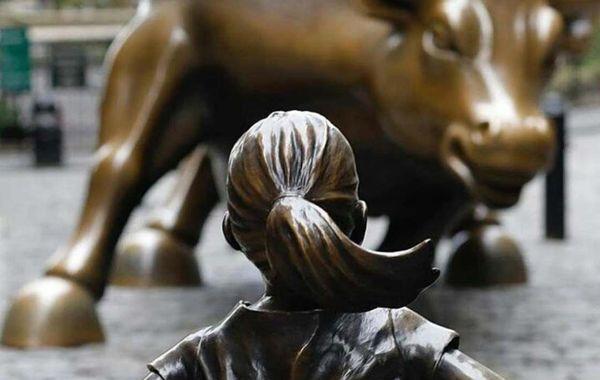 памятник Бесстрашной девочке, бесстрашная девочка на Уолл-стрит, Fearless Girl