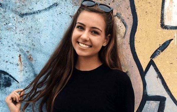 почему не стоит плакать после автозагара, девушка заплакала после автозагара, что будет если плакать после автозагара