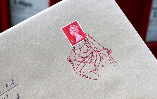 Мистер Бинго, Mr Bingo, Dirty Queen, Грязная королева, издевается над изображением королевы Англии