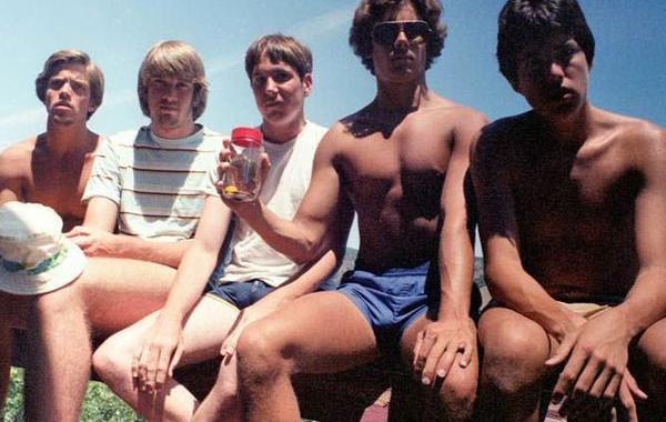 воссоздают фото раз в 5 лет, друзья воссоздают фото 35 лет, Five Year Photos