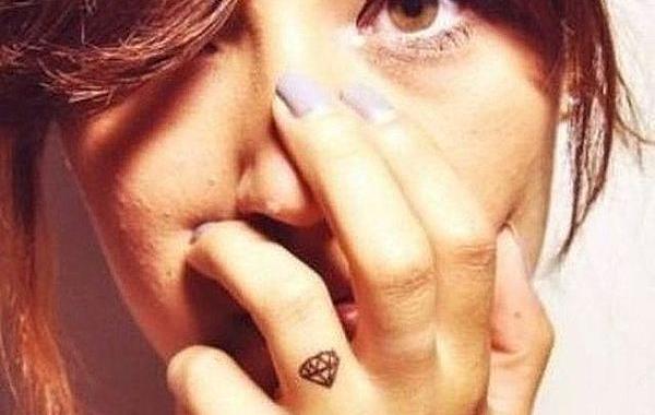 small tattoo, micro tattoos, маленькие татуировки, крошечные татуировки