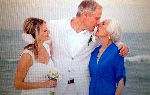 неловкие свадебные поцелуи, самые свадебные поцелуи, странные свадебные поцелуи