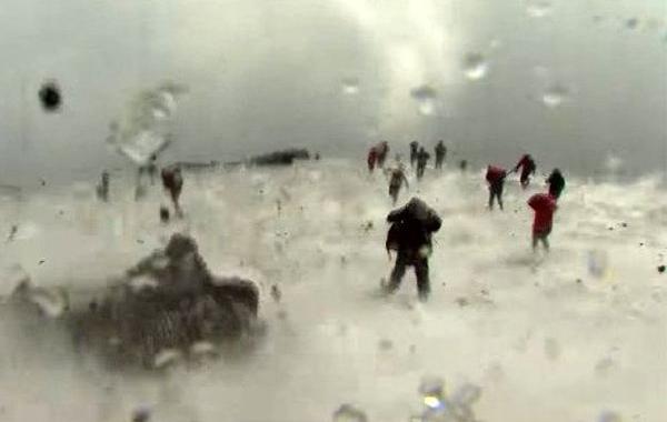 Съёмочная группа извержение вулкана, команда BBC извержение вулкана