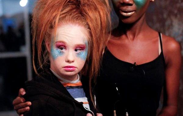 Маделин Стюарт, Madeline Stuart, собственная марка одежды, модель с синдромом Дауна