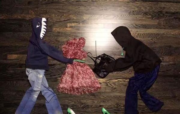 короткометражный экшн, короткометражка одежда на полу, короткометражка SHINY 