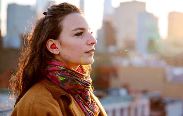 Инновационные наушники для перевода,  «Pilot» от компании Waverly Labs, устройство для перевода в реальном времени